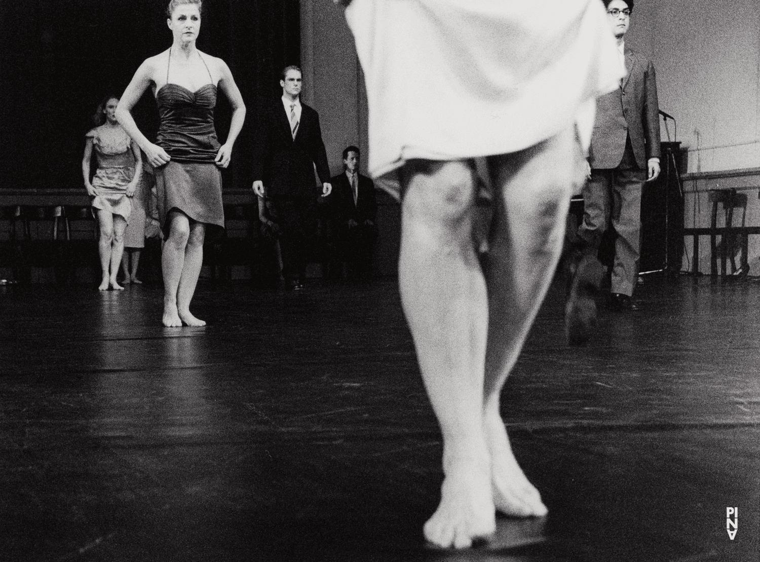 « Kontakthof » de Pina Bausch avec Tanztheater Wuppertal au Schauspielhaus Wuppertal (Allemagne), 21 février 2000