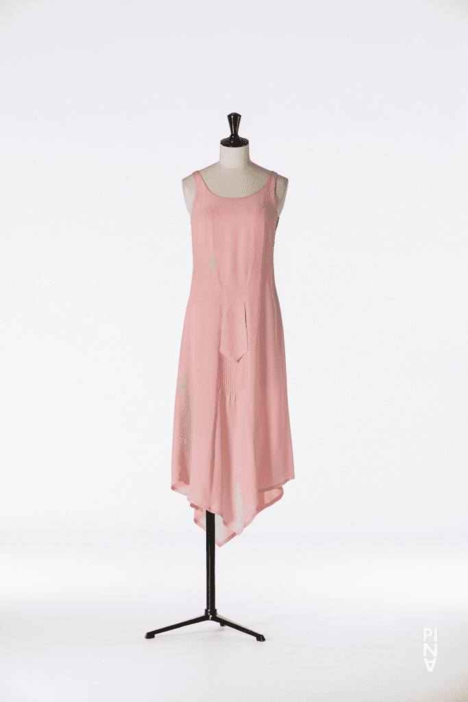Kleid, getragen von Monika Sagon in „Kontakthof“ von Pina Bausch