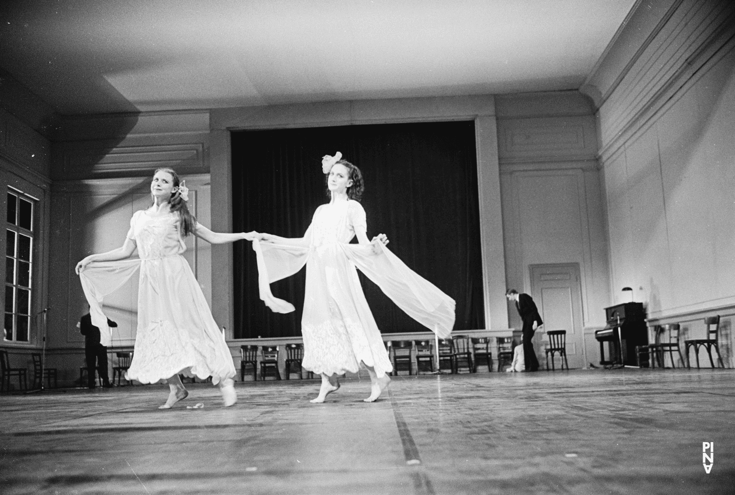 Josephine Ann Endicott and Meryl Tankard in “Kontakthof” by Pina Bausch