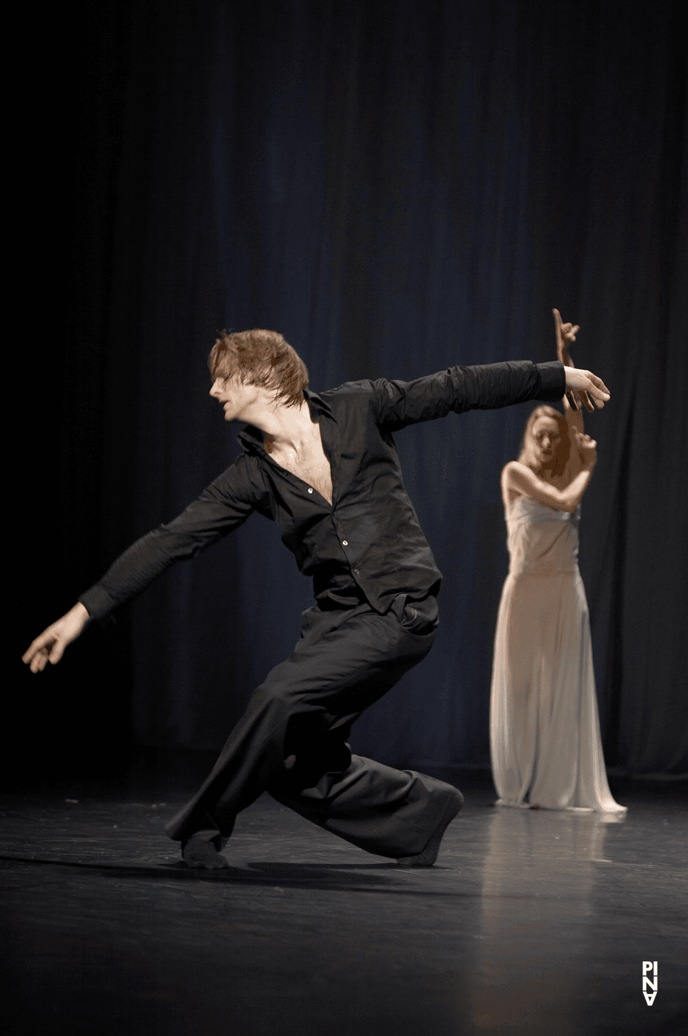 Michael Strecker et Julie Shanahan dans « 'Sweet Mambo' » de Pina Bausch avec Tanztheater Wuppertal au Schauspielhaus Wuppertal (Allemagne), 29 mai 2008
