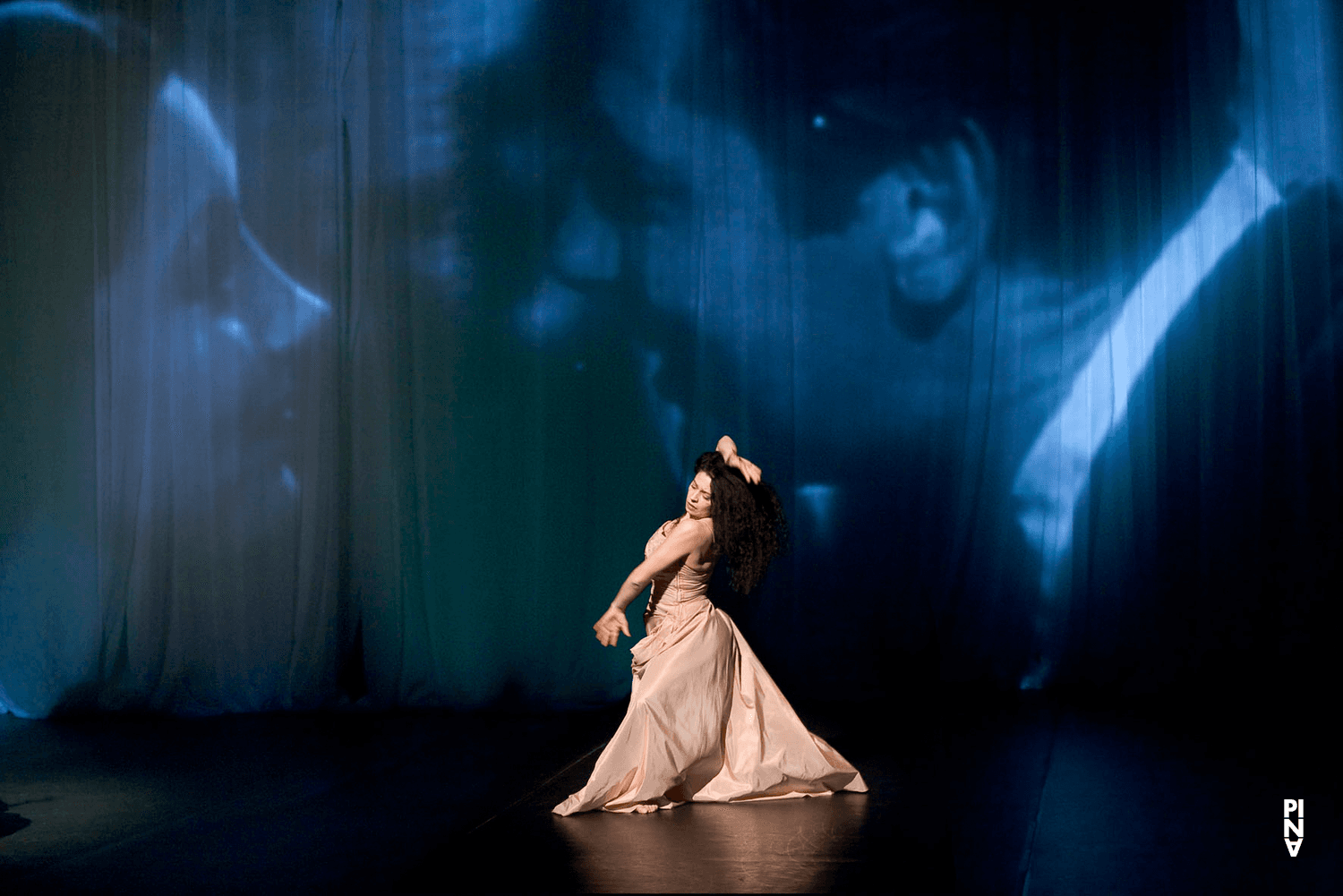 Aida Vainieri in “'Sweet Mambo'” by Pina Bausch with Tanztheater Wuppertal at Théâtre de la Ville Paris (France), Jan. 18, 2009