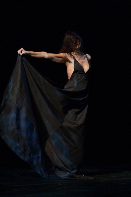 „'Sweet Mambo'“ von Pina Bausch mit Tanztheater Wuppertal im Opernhaus Wuppertal (Deutschland), 4. November 2015