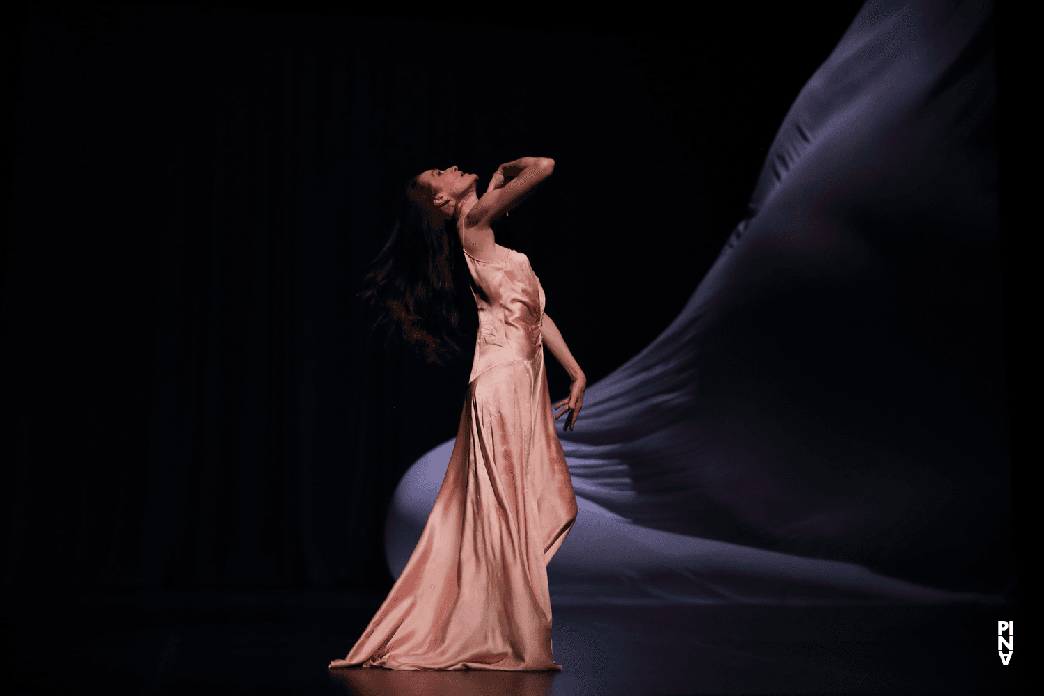 Julie Anne Stanzak dans « 'Sweet Mambo' » de Pina Bausch avec Tanztheater Wuppertal à l'Opernhaus Wuppertal (Allemagne), 25 mai 2022