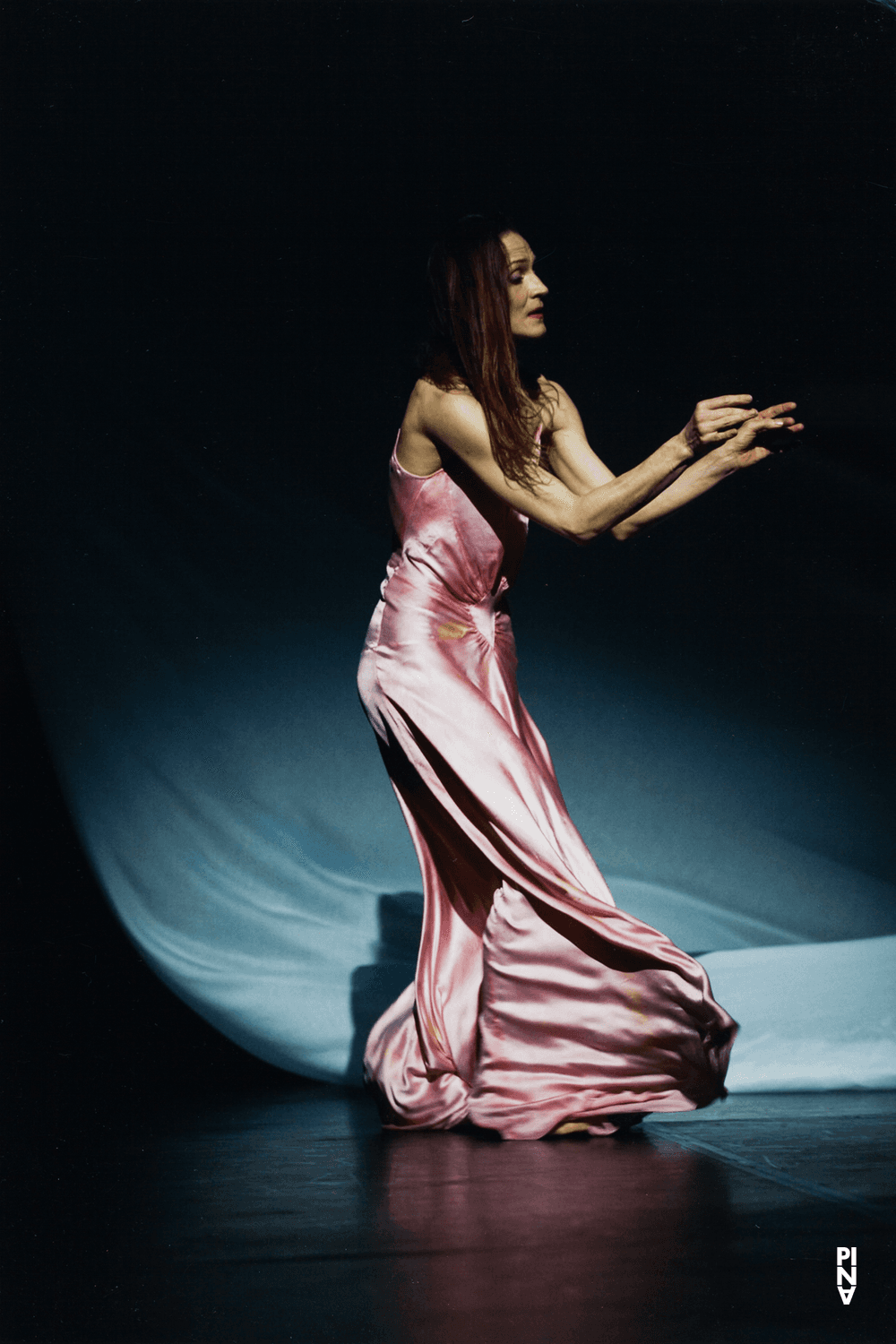 Julie Anne Stanzak dans « 'Sweet Mambo' » de Pina Bausch, saison 2007/08