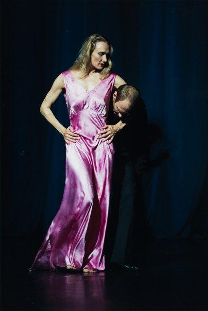 Julie Shanahan et Andrey Berezin dans « 'Sweet Mambo' » de Pina Bausch, saison 2007/08