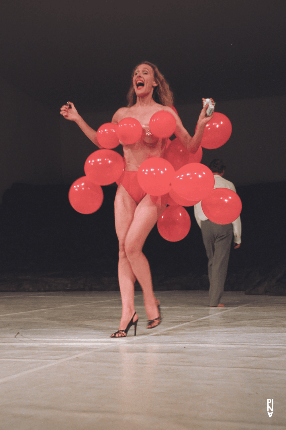 Julie Shanahan in „Masurca Fogo“ von Pina Bausch mit Tanztheater Wuppertal im Aalto Theater Essen (Deutschland), 22. November 2008