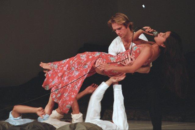 Michael Strecker et Silvia Farias Heredia dans « Masurca Fogo » de Pina Bausch avec Tanztheater Wuppertal au Aalto Theater Essen (Allemagne), 22 novembre 2008