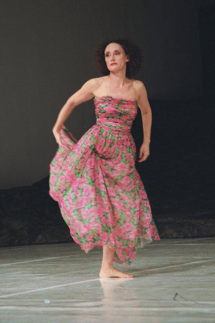 Nazareth Panadero dans « Masurca Fogo » de Pina Bausch avec Tanztheater Wuppertal au Aalto Theater Essen (Allemagne), 22 novembre 2008
