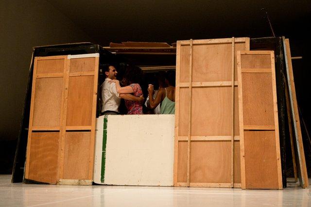 Daphnis Kokkinos dans « Masurca Fogo » de Pina Bausch avec Tanztheater Wuppertal à l'Opernhaus Wuppertal (Allemagne), 19 septembre 2012