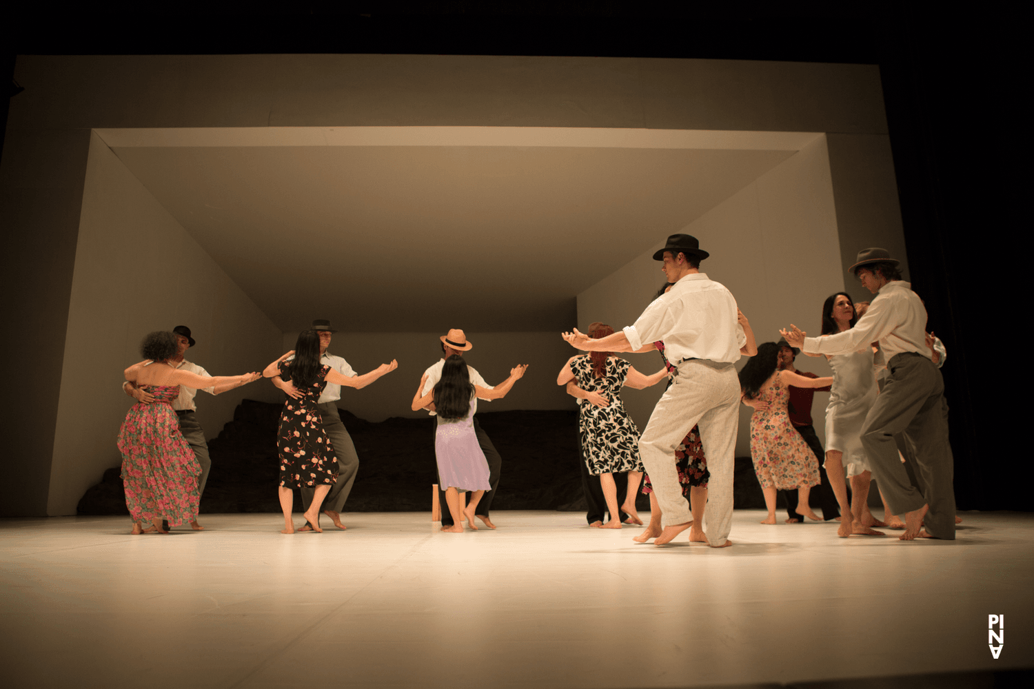 « Masurca Fogo » de Pina Bausch avec Tanztheater Wuppertal à l'Opernhaus Wuppertal (Allemagne), 24 mars 2015