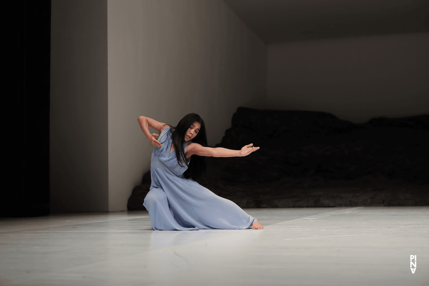 Ditta Miranda Jasjfi dans « Masurca Fogo » de Pina Bausch avec Tanztheater Wuppertal à l'Opernhaus Wuppertal (Allemagne), 28 mars 2018