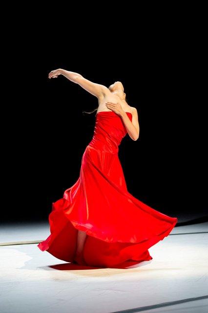 Clémentine Deluy in “"... como el musguito en la piedra, ay si, si, si ..." (Like Moss on the Stone)” by Pina Bausch with Tanztheater Wuppertal at Théâtre de la Ville Paris (France), June 21, 2011