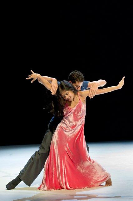 Ditta Miranda Jasjfi and Fernando Suels Mendoza in “"... como el musguito en la piedra, ay si, si, si ..." (Like Moss on the Stone)” by Pina Bausch with Tanztheater Wuppertal at Théâtre de la Ville Paris (France), June 21, 2011
