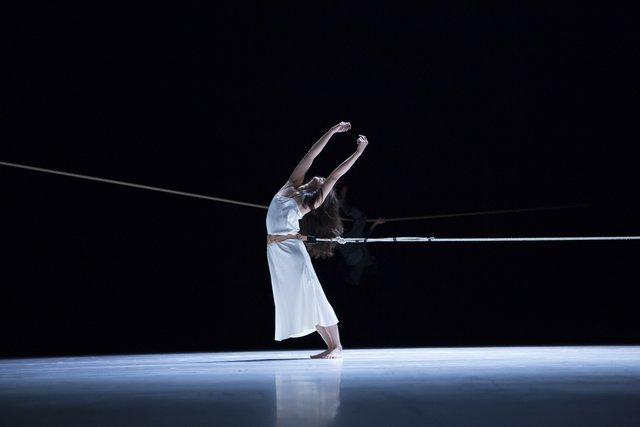 Tsai-Chin Yu in “"... como el musguito en la piedra, ay si, si, si ..." (Like Moss on the Stone)” by Pina Bausch with Tanztheater Wuppertal at Opernhaus Wuppertal (Germany), Sept. 25, 2014