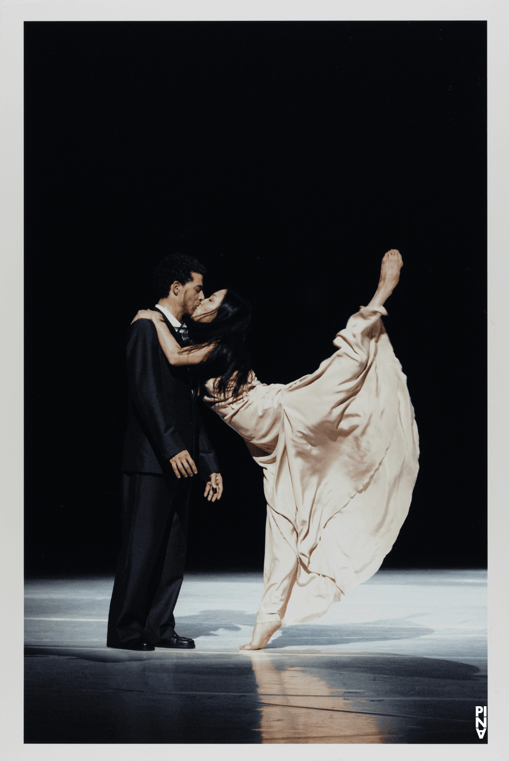 Fernando Suels Mendoza and Azusa Seyama in “"... como el musguito en la piedra, ay si, si, si ..." (Like Moss on the Stone)” by Pina Bausch