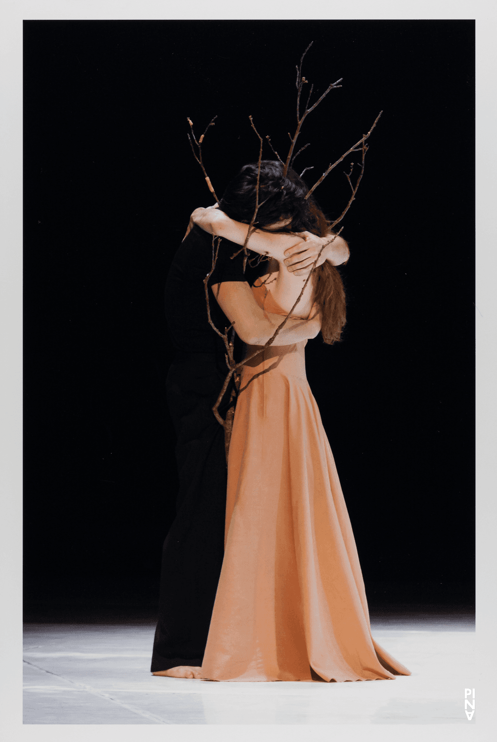 Damiano Ottavio Bigi and Thusnelda Mercy in “"... como el musguito en la piedra, ay si, si, si ..." (Like Moss on the Stone)” by Pina Bausch