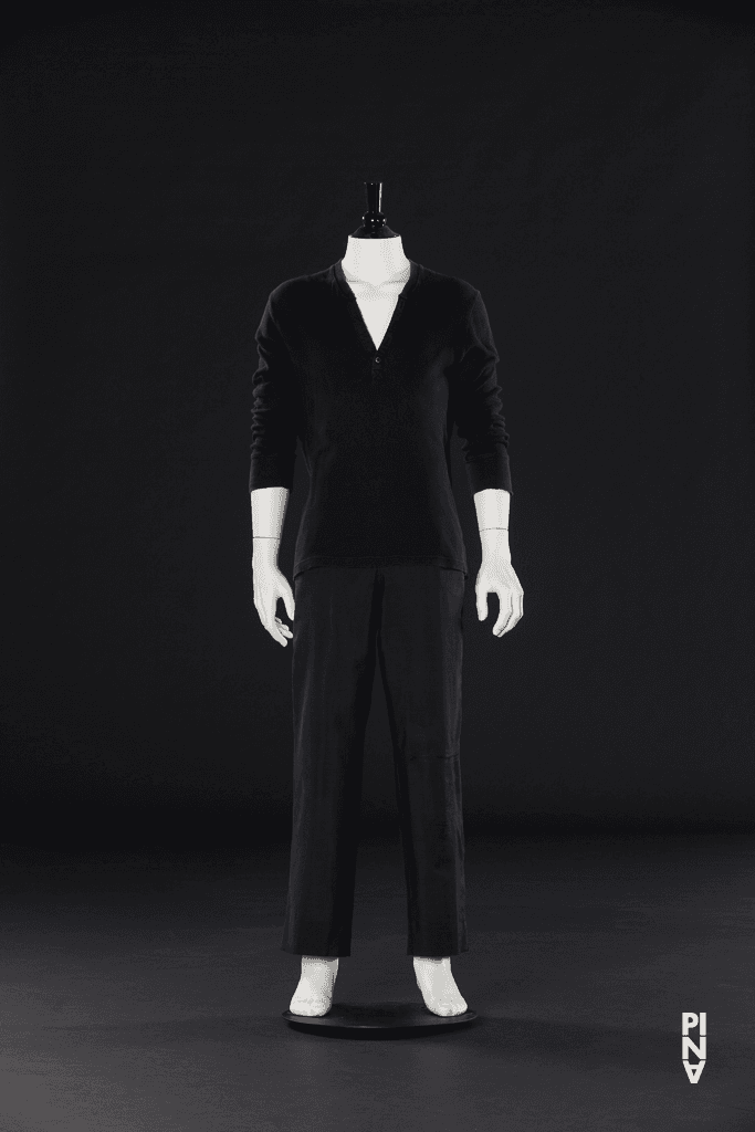 Shirt worn by Rainer Behr in “"... como el musguito en la piedra, ay si, si, si ..." (Like Moss on the Stone)” by Pina Bausch