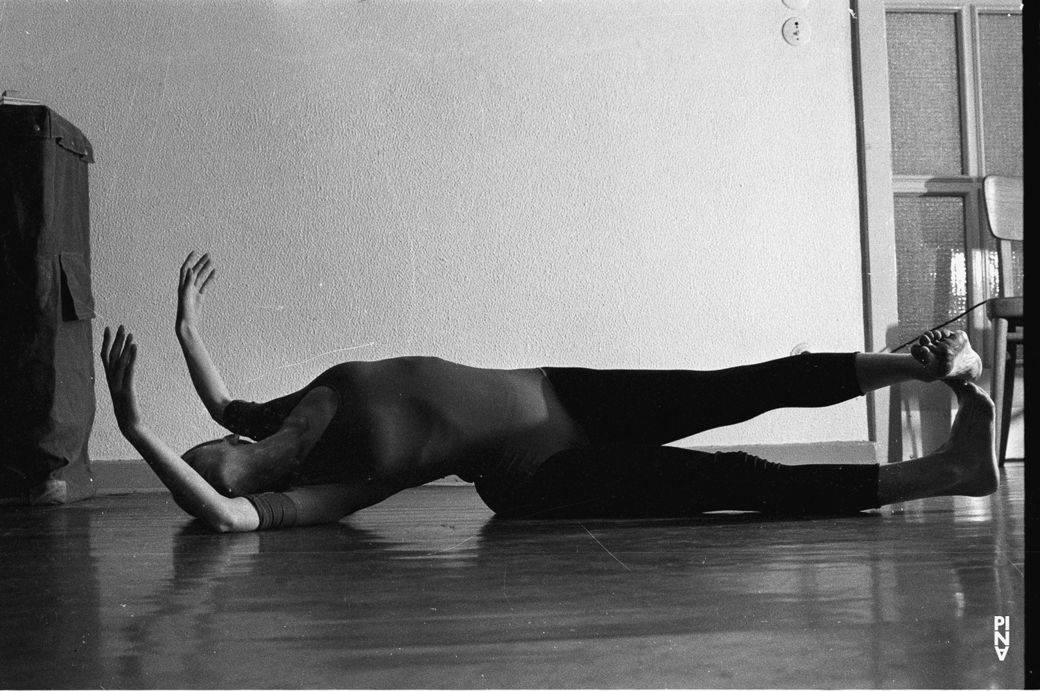 Pina Bausch in „Nachnull“ von Pina Bausch