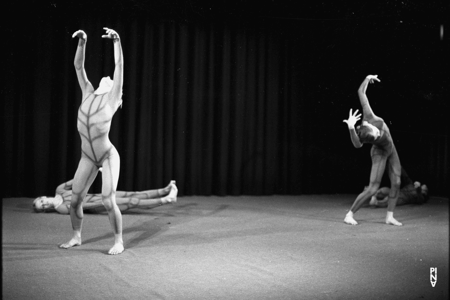 Ulrike Baehr, Marlis Alt und Beate Schüßler-Preuss in „Nachnull“ von Pina Bausch