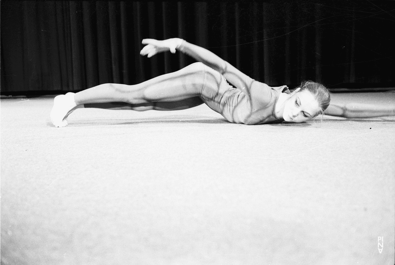 Ulrike Baehr in „Nachnull“ von Pina Bausch