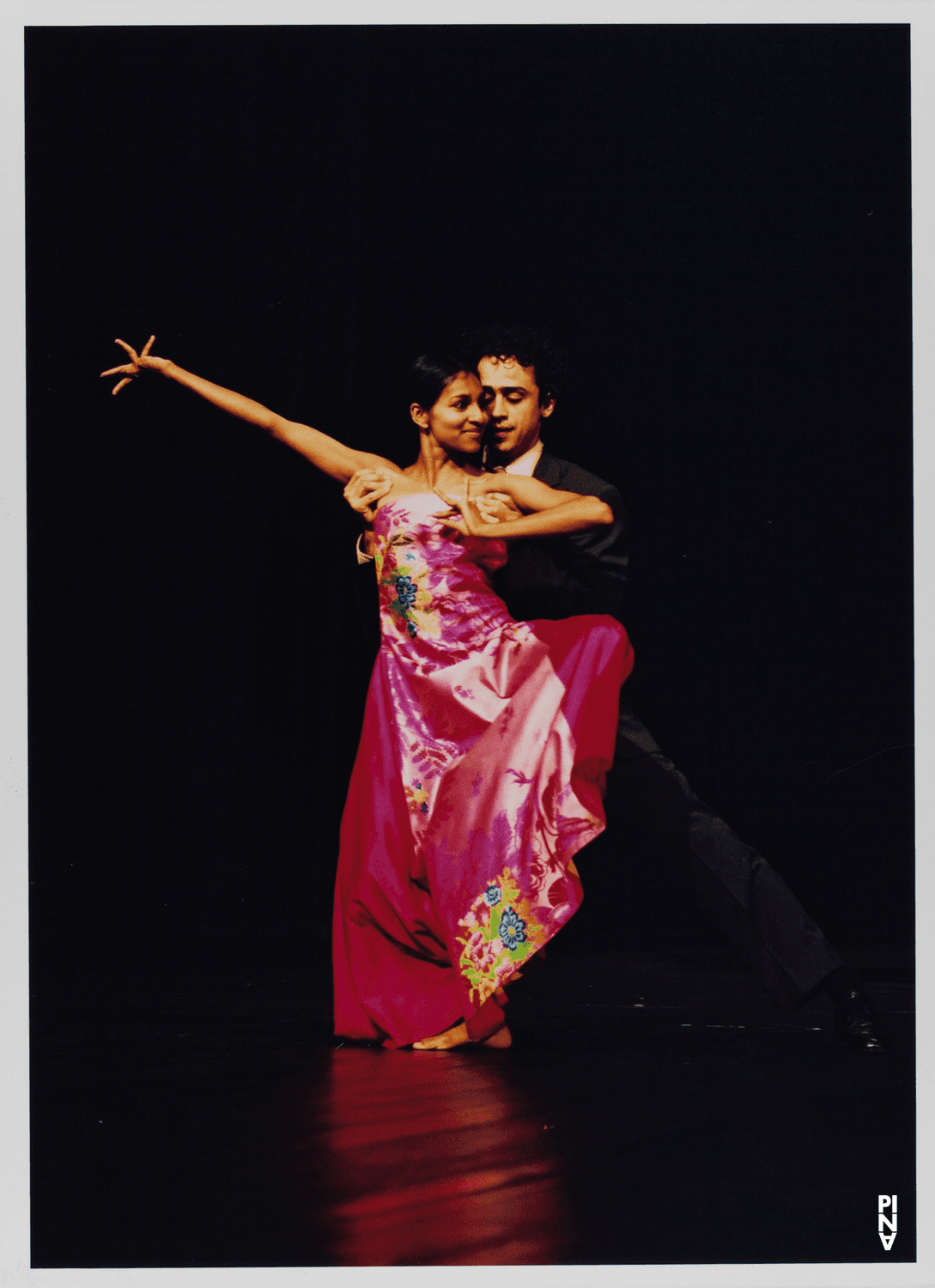 Jorge Puerta Armenta and Shantala Shivalingappa in “Nefés” by Pina Bausch, March 21, 2003
