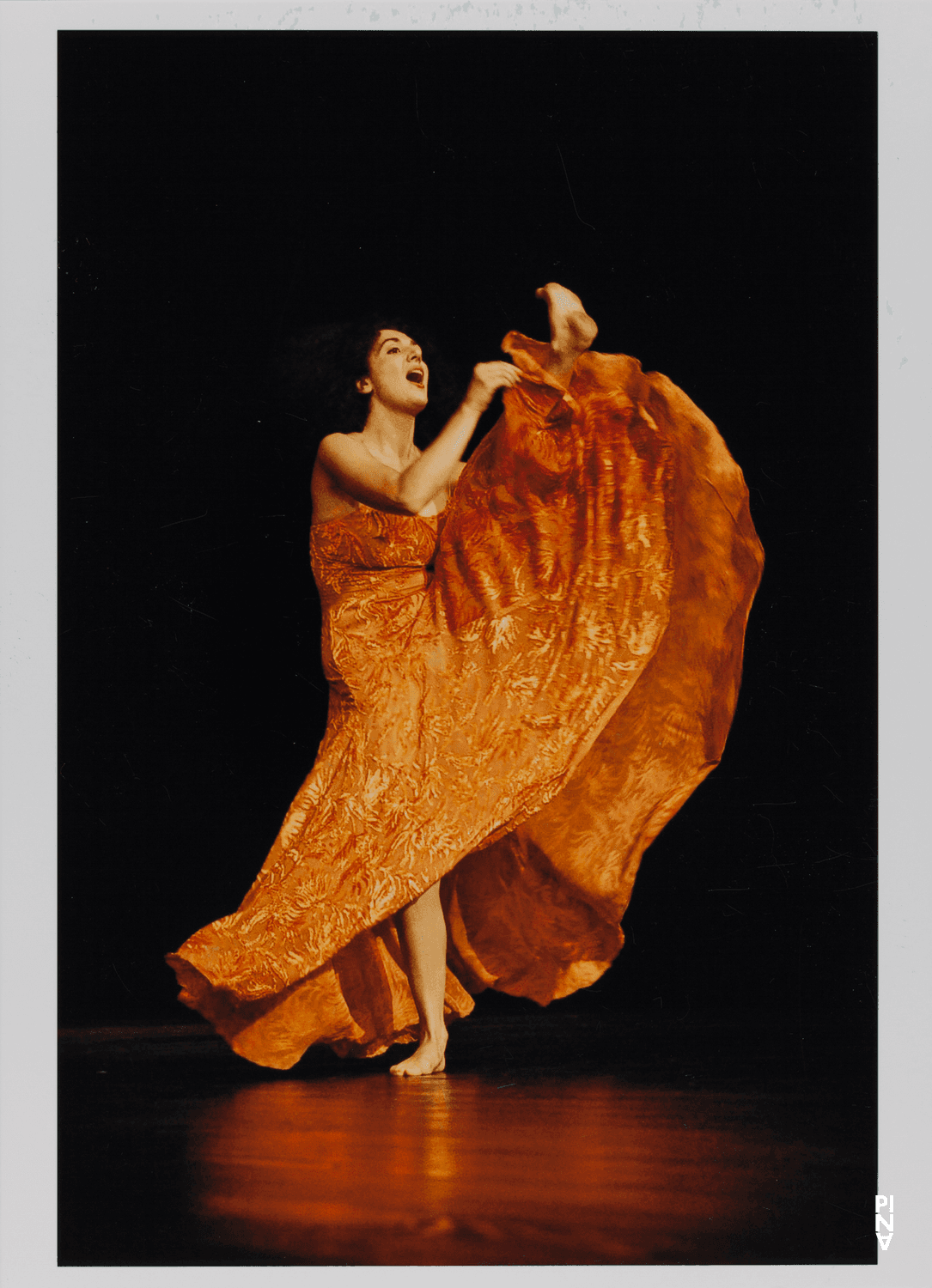 Cristiana Morganti in „Nefés“ von Pina Bausch