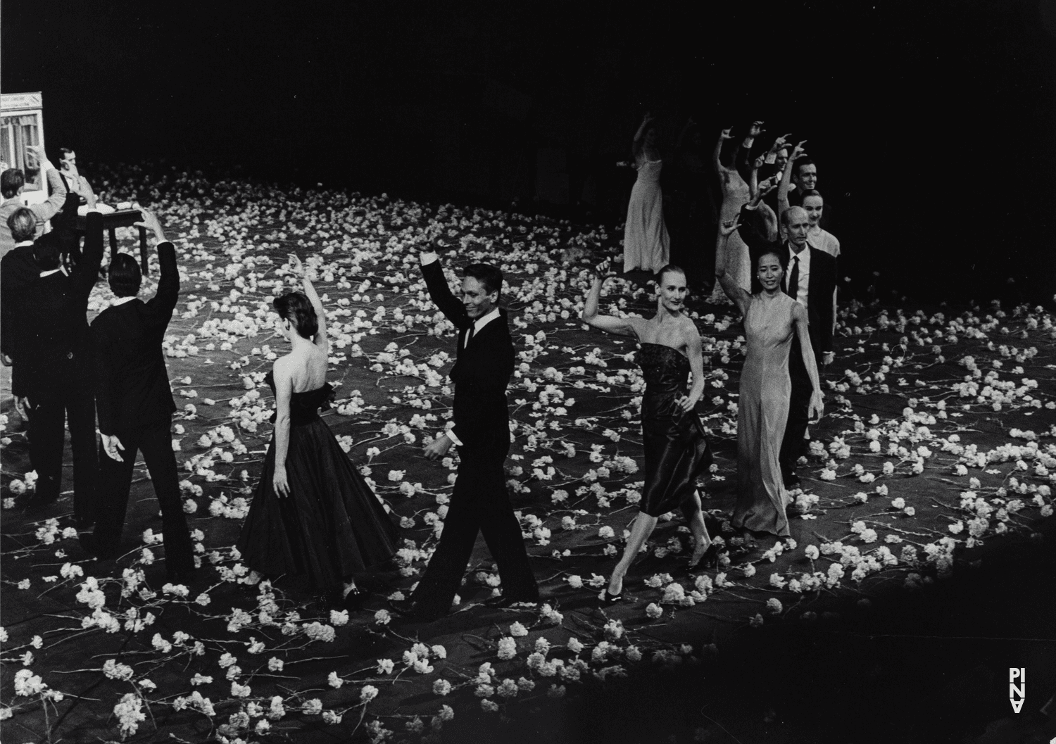 Photo de « Nelken (Les œillets) » de Pina Bausch