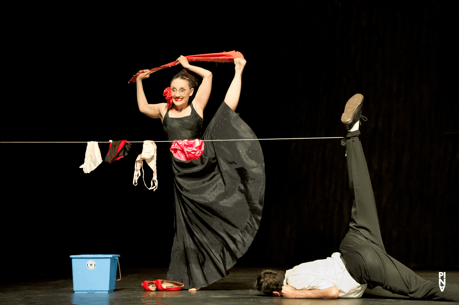 Nazareth Panadero dans « Nur Du » de Pina Bausch avec Tanztheater Wuppertal à l'Opernhaus Wuppertal (Allemagne), 17 mai 2012