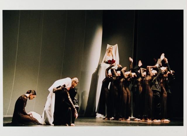 „Orpheus und Eurydike“ von Pina Bausch in der Opéra de Paris Garnier, Spielzeit 2004/05