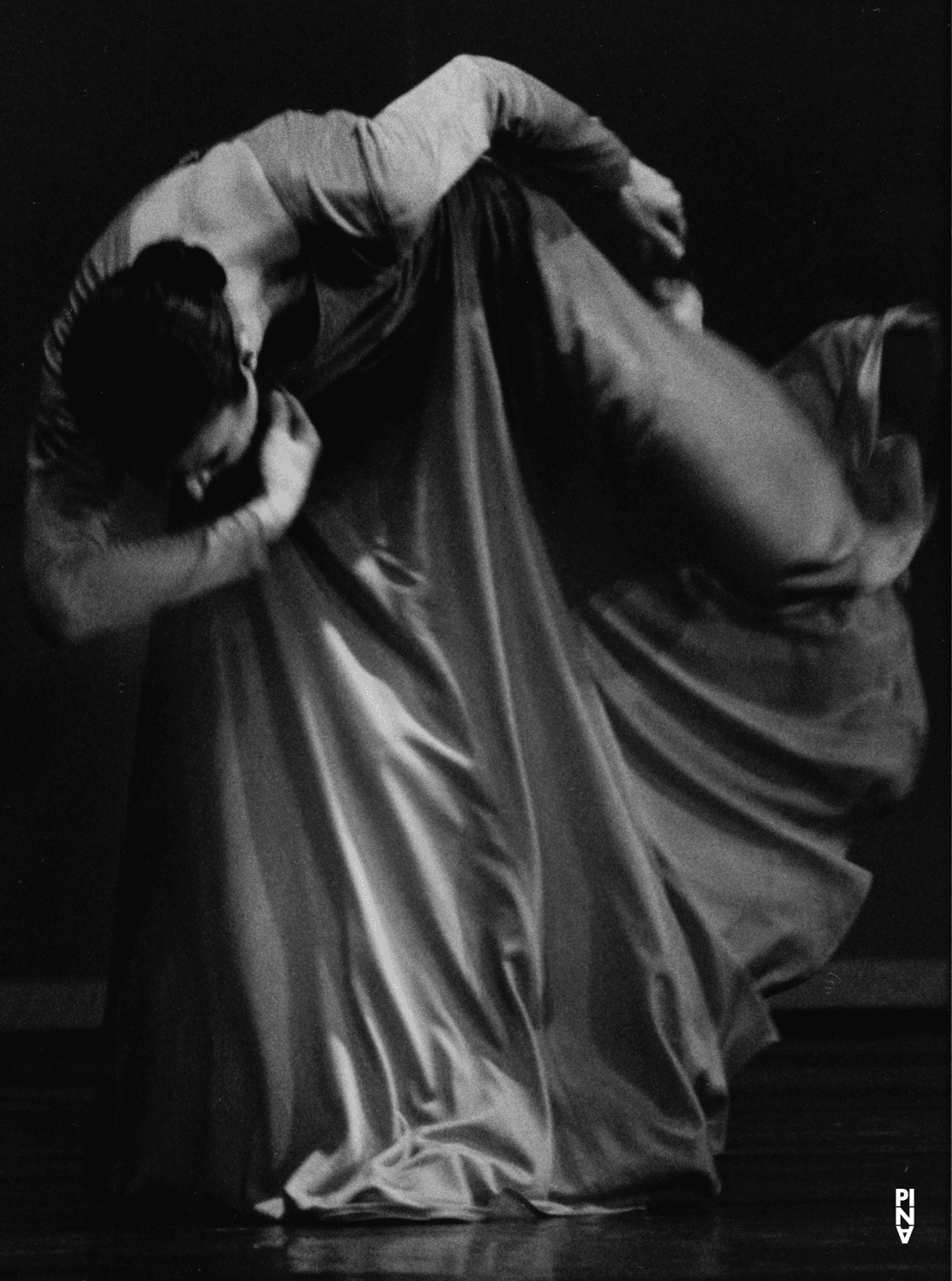 Malou Airaudo in „Orpheus und Eurydike“ von Pina Bausch