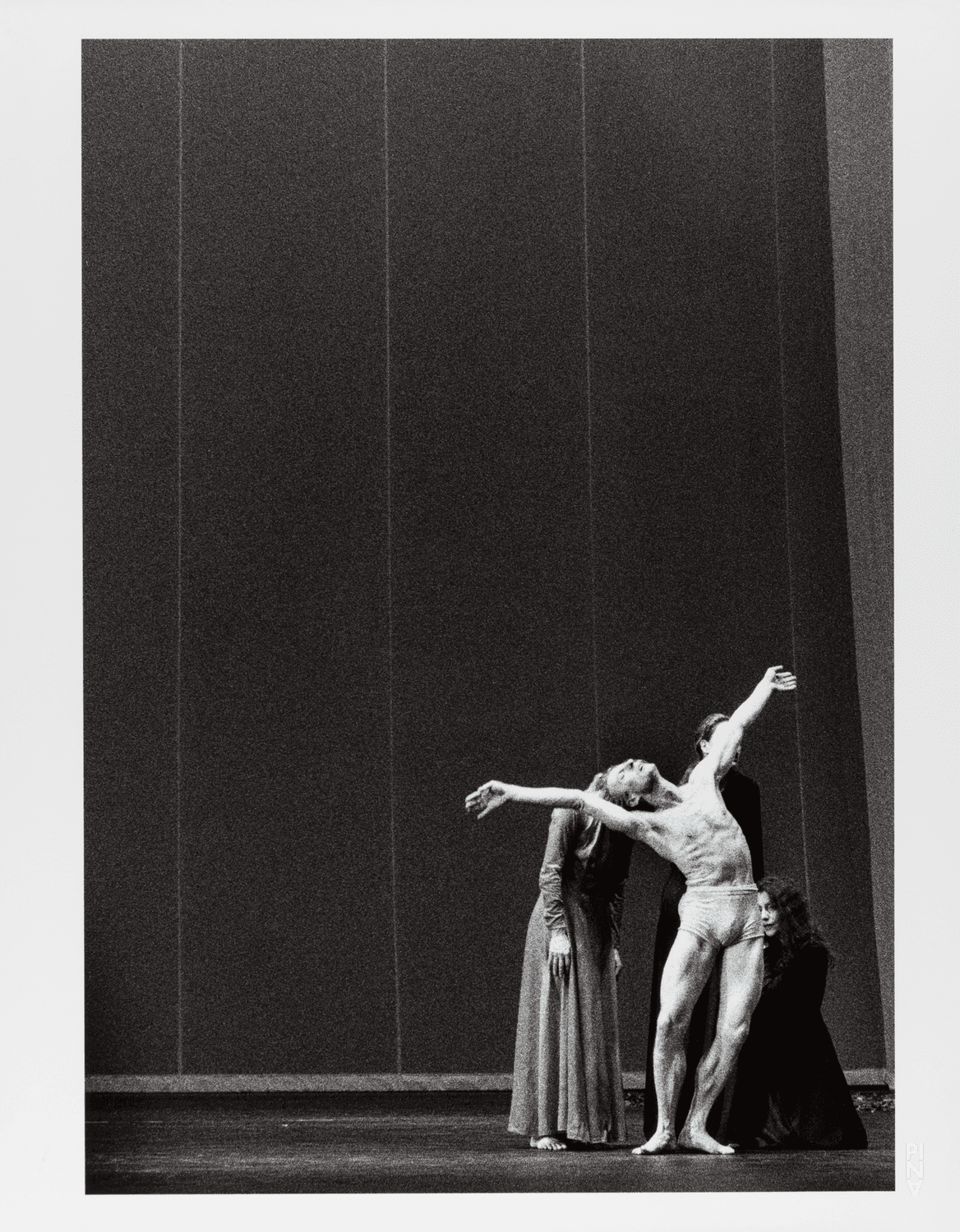 Dominique Mercy and Malou Airaudo in “Orpheus und Eurydike” by Pina Bausch