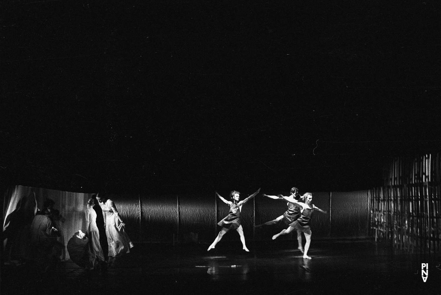 Heinz Samm, Michael Diekamp und Jan Minařík in „Orpheus und Eurydike“ von Pina Bausch