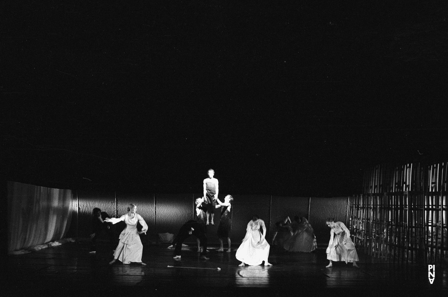 Stephanie Macoun in “Orpheus und Eurydike” by Pina Bausch