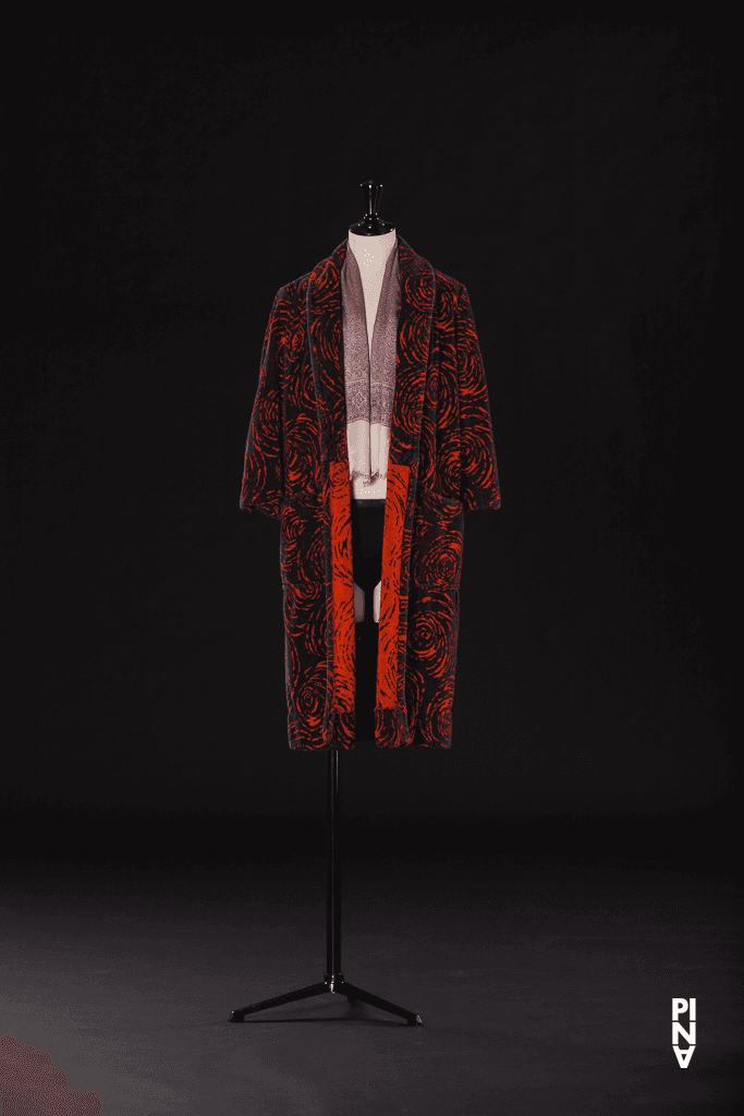 Bathrobe worn by Quincella Swyningan in “Palermo Palermo” by Pina Bausch