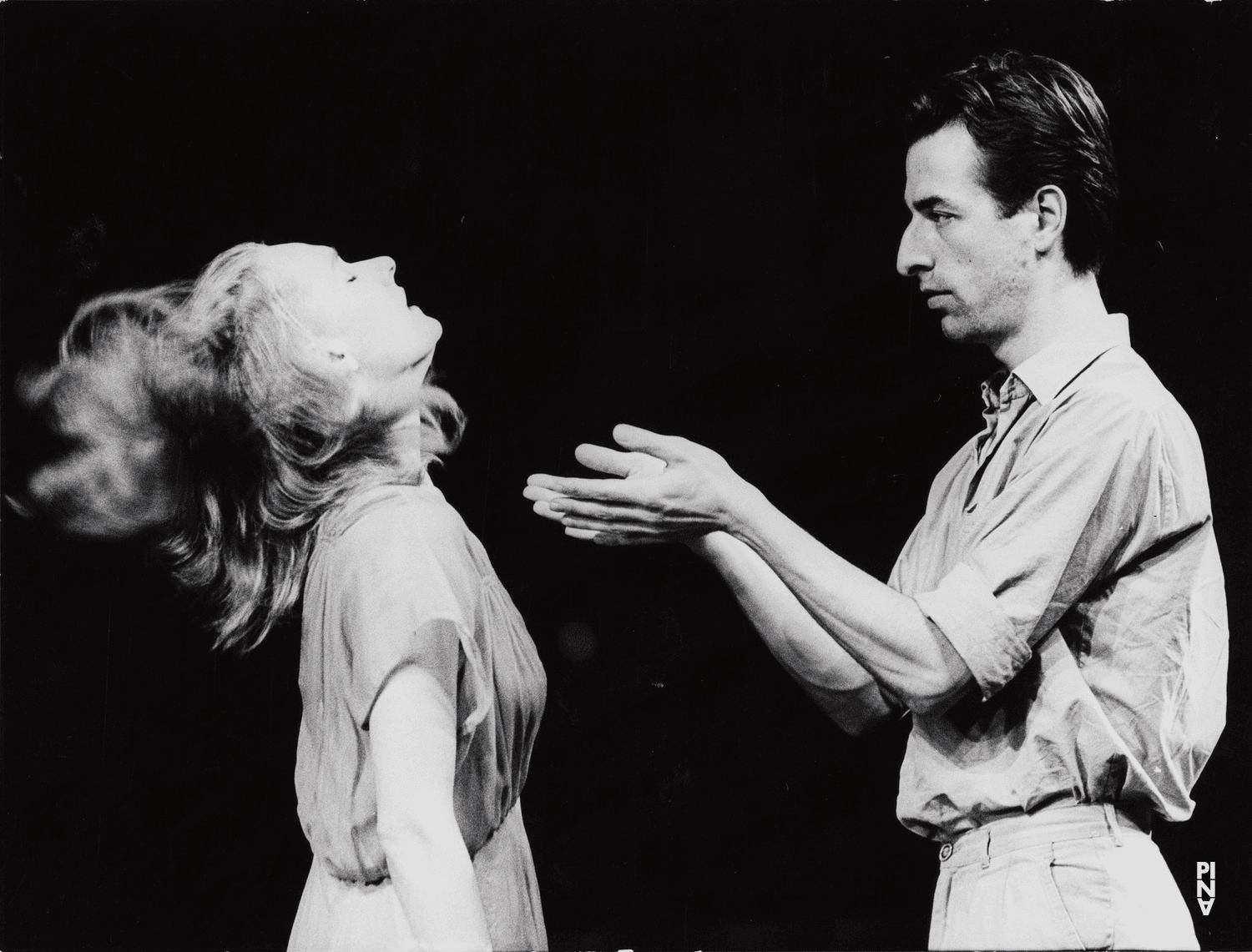 Julie Shanahan et Thomas Duchatelet dans « Palermo Palermo » de Pina Bausch