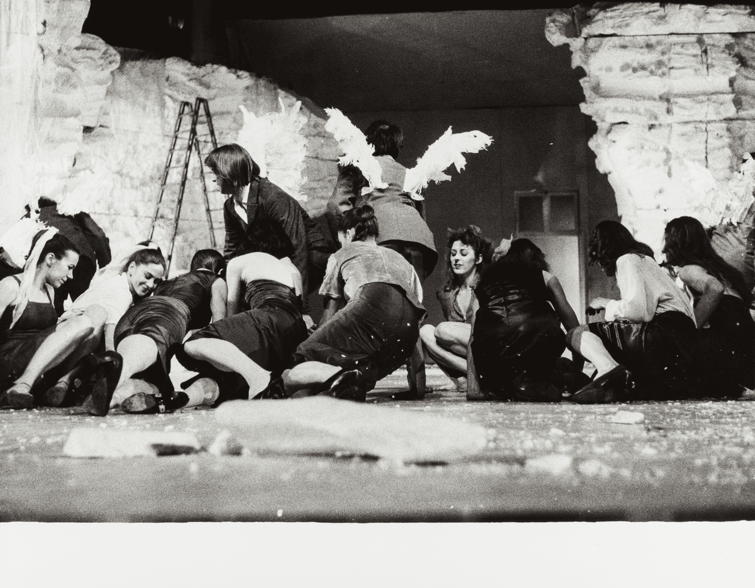 Photo de « Renate wandert aus (Renate quitte le pays) » de Pina Bausch