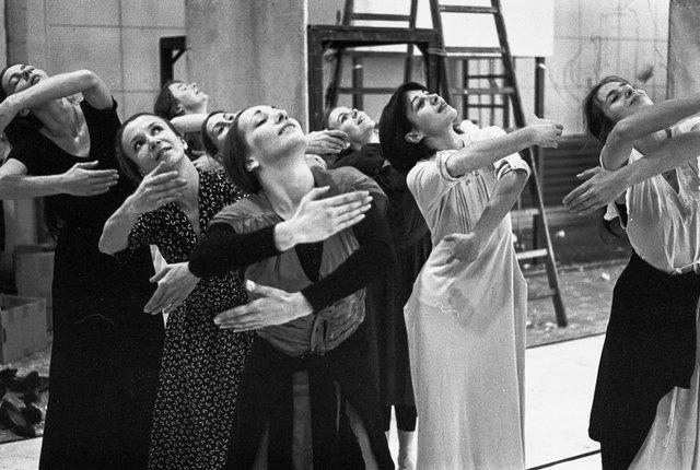„Renate wandert aus“ von Pina Bausch, Spielzeit 1977/78