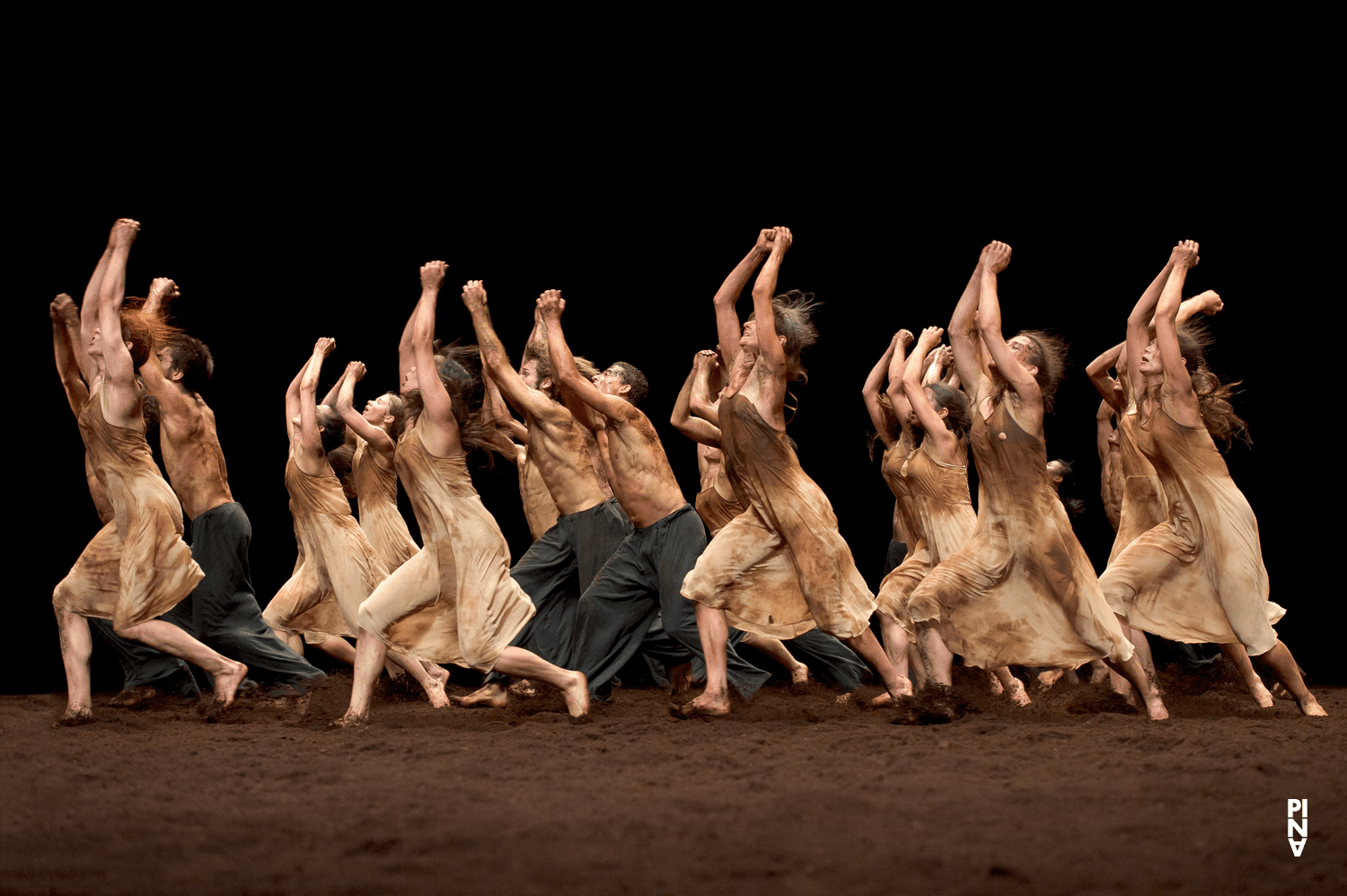 « Le Sacre du printemps » de Pina Bausch avec Tanztheater Wuppertal à l'Opernhaus Wuppertal (Allemagne), 5 octobre 2011