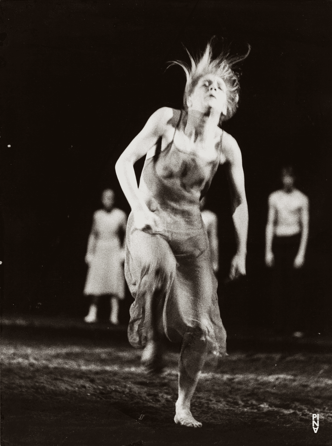 Marlis Alt in „Das Frühlingsopfer“ von Pina Bausch