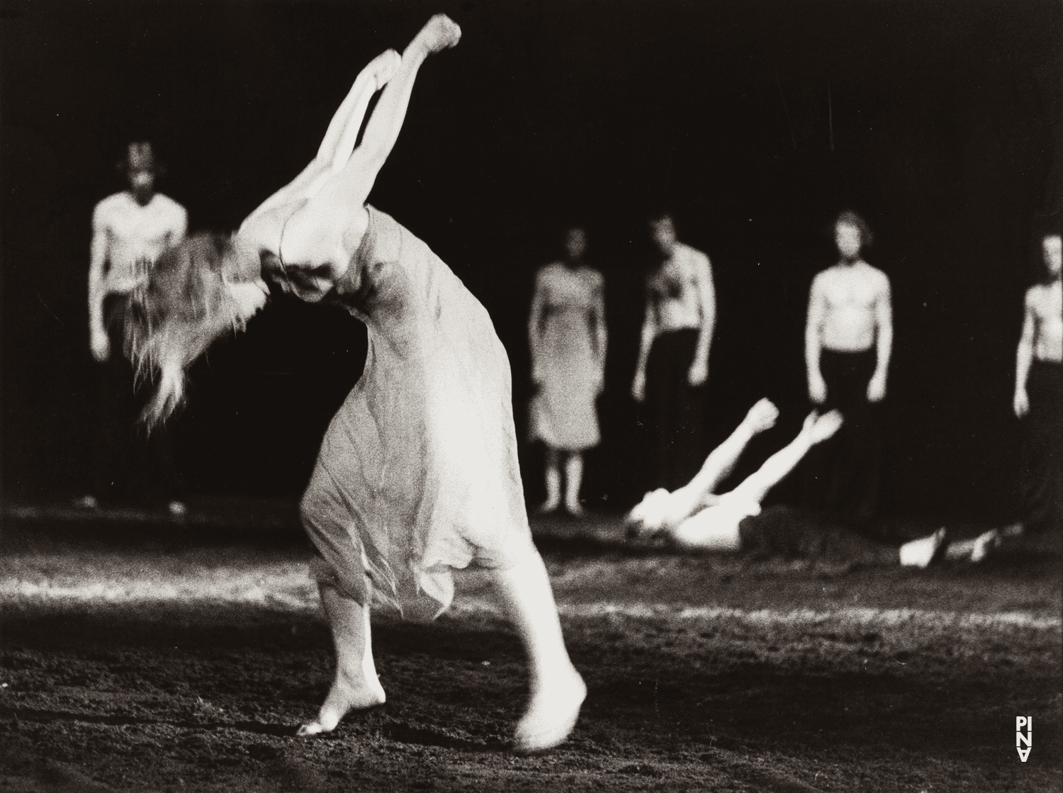 Marlis Alt in „Das Frühlingsopfer“ von Pina Bausch