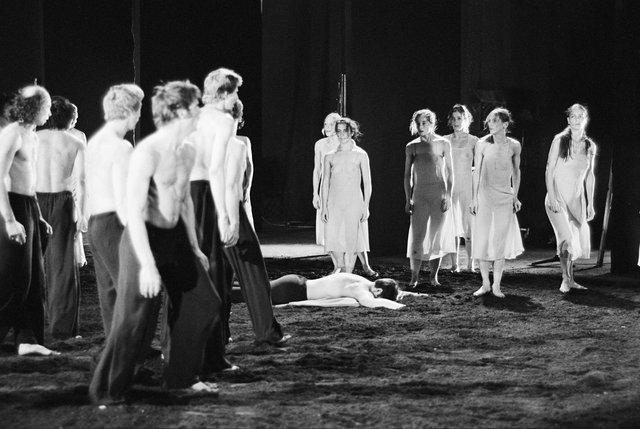 “Le Sacre du printemps / Das Frühlingsopfer” by Pit Weyrich at Studio Hamburg, season 1978/79