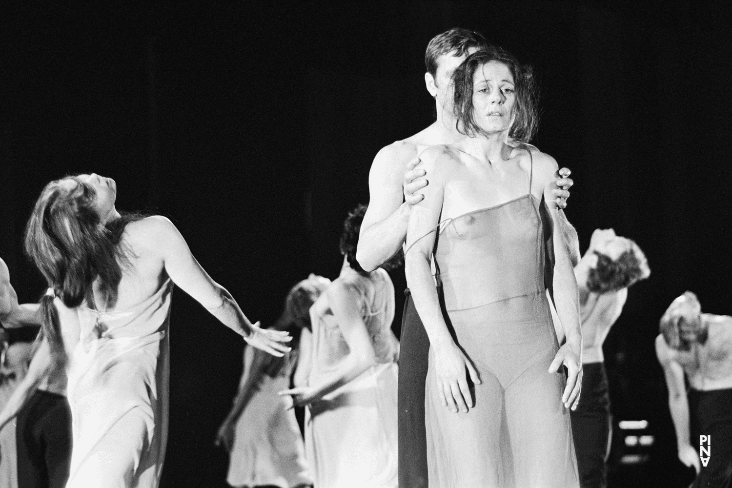 Malou Airaudo and Josephine Ann Endicott in “Le Sacre du printemps / Das Frühlingsopfer” by Pit Weyrich, season 1978/79
