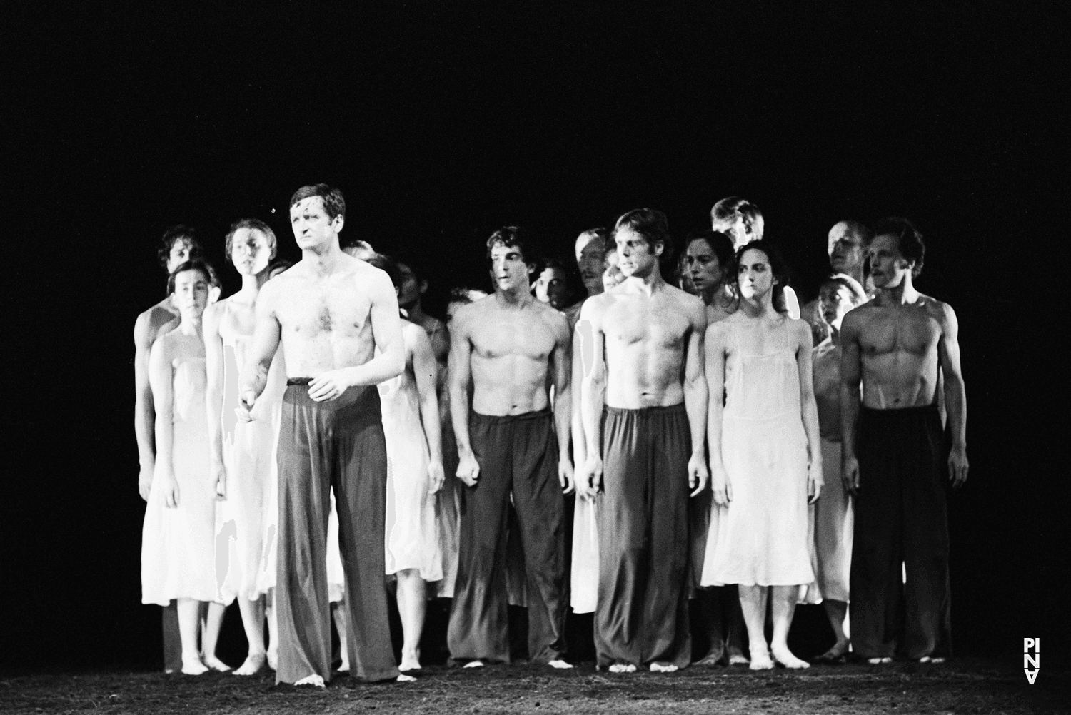 „Das Frühlingsopfer“ von Pina Bausch im Opernhaus Wuppertal, Spielzeit 1981/82