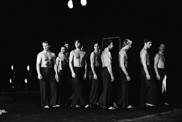 „Das Frühlingsopfer“ von Pina Bausch im Opernhaus Wuppertal, Spielzeit 1981/82