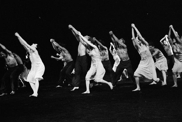 „Das Frühlingsopfer“ von Pina Bausch im Opernhaus Wuppertal, Spielzeit 1981/82