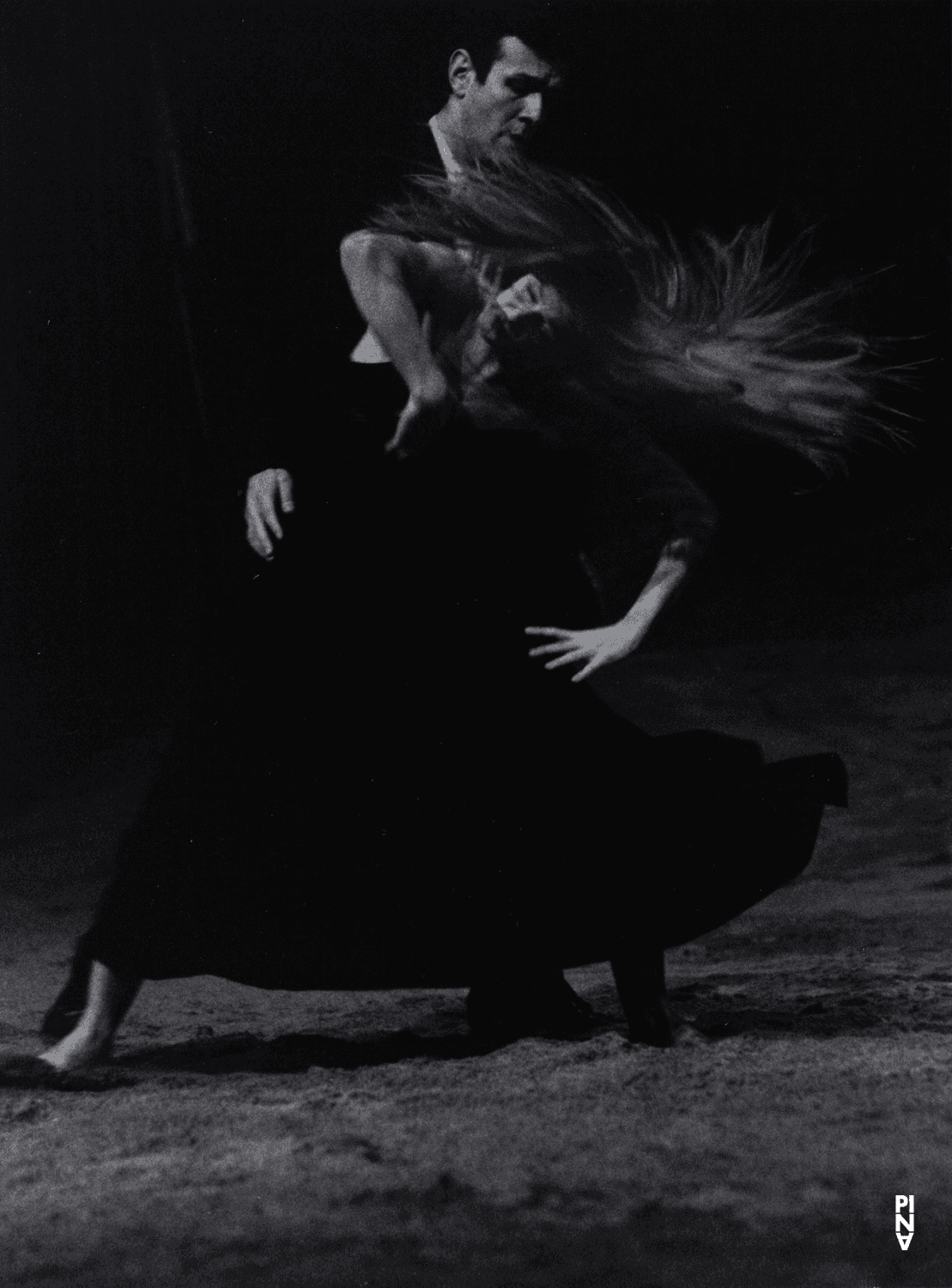 Urs Kaufmann et Barbara Kaufmann dans « Das Stück mit dem Schiff (La pièce au bateau) » de Pina Bausch