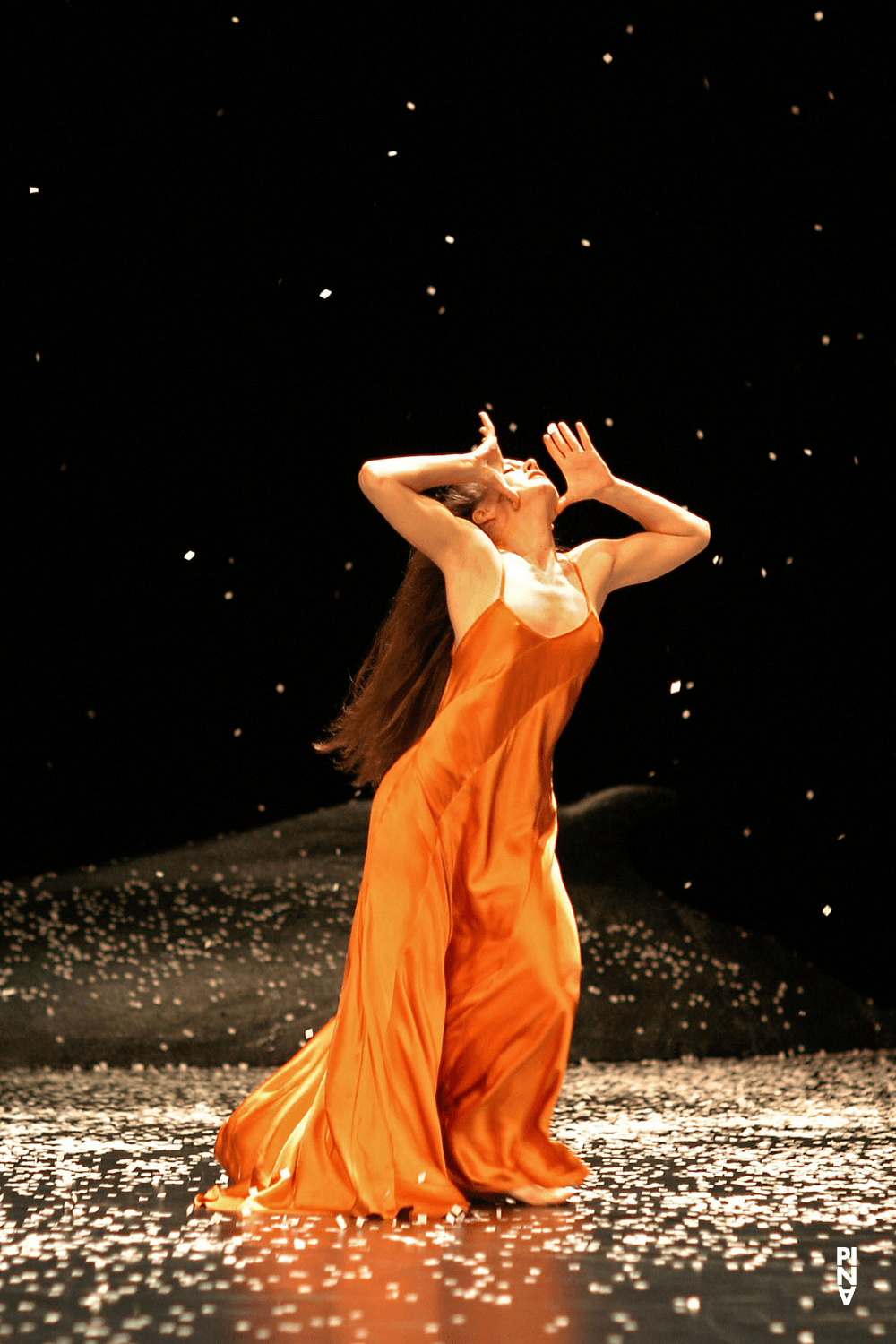 Thusnelda Mercy in “Ten Chi” by Pina Bausch with Tanztheater Wuppertal at Schauspielhaus Wuppertal (Germany), May 7, 2004