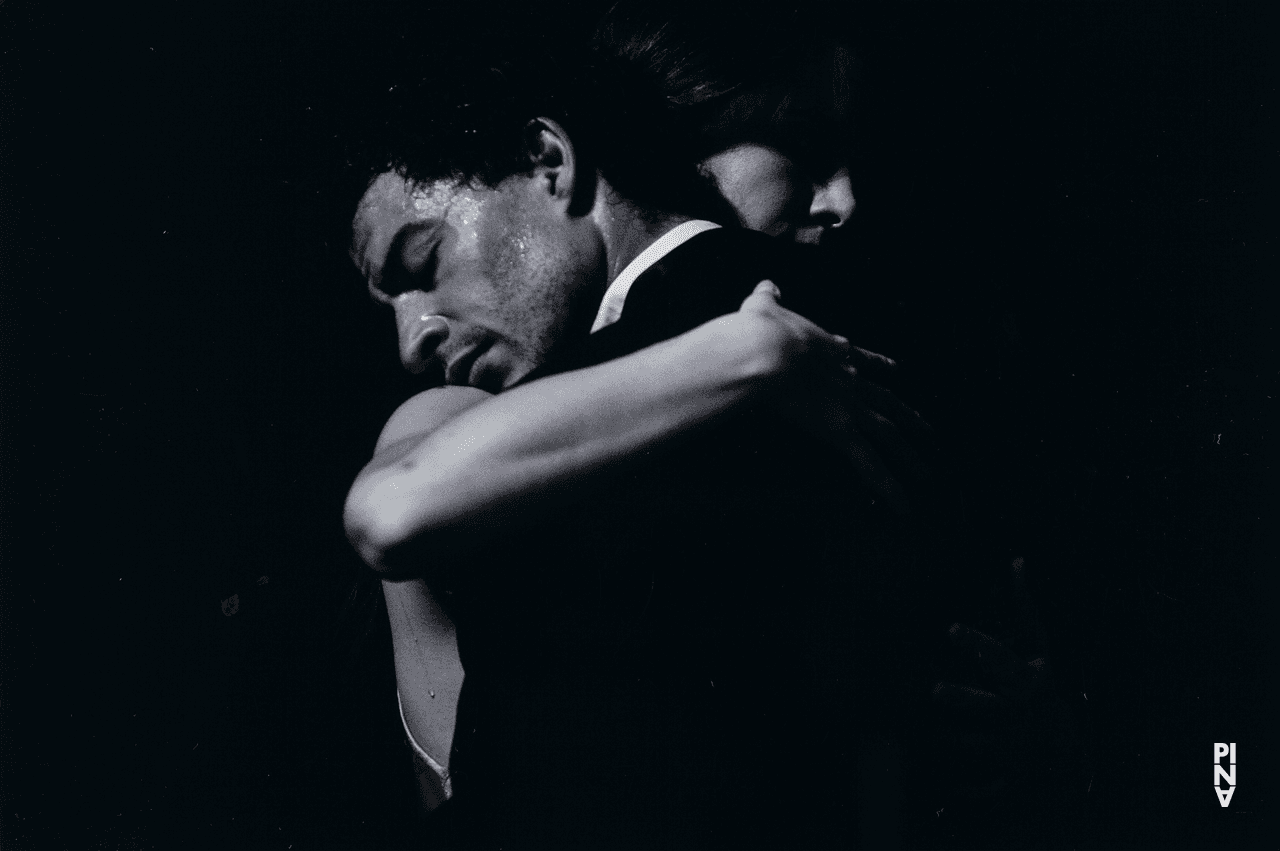 Fernando Suels Mendoza in « Ten Chi » de Pina Bausch