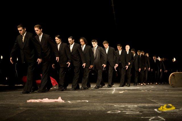 « Les Sept Péchés capitaux » de Pina Bausch avec Tanztheater Wuppertal au Schauspielhaus Wuppertal (Allemagne), 27 novembre 2008
