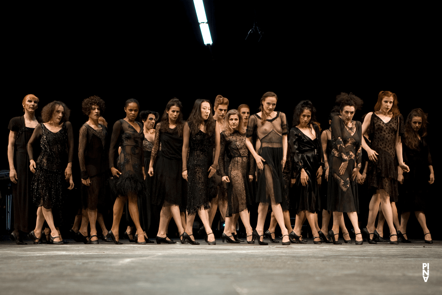 « Les Sept Péchés capitaux » de Pina Bausch avec Tanztheater Wuppertal à l'Opernhaus Wuppertal (Allemagne), 29 avril 2009